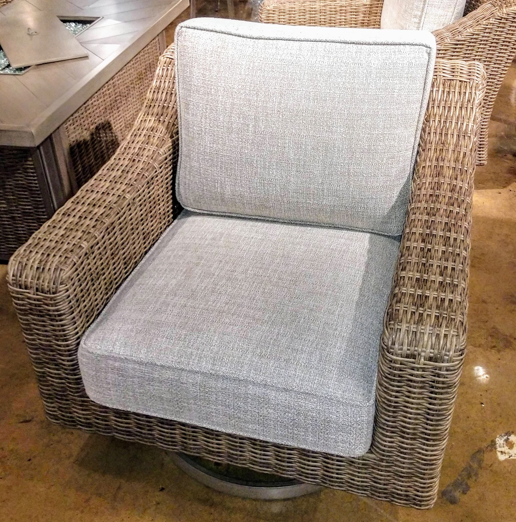 American Design Furniture by Monroe - Isle Of Skye Lounge Chair 2